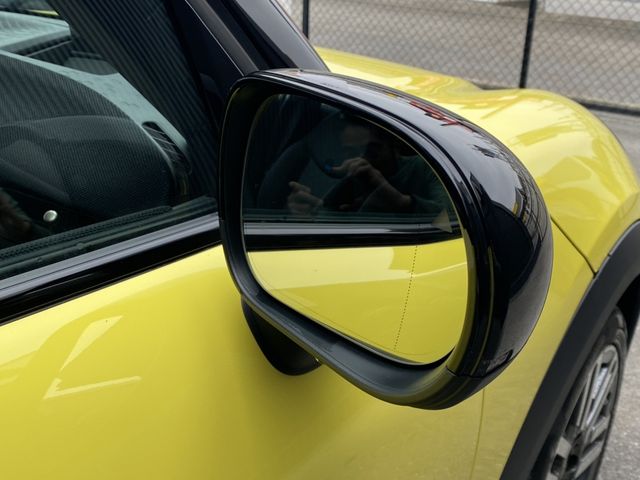 BMW MINI COOPER 5DOOR 2025 Image 31