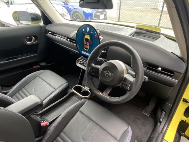 BMW MINI COOPER 5DOOR 2025 Image 31