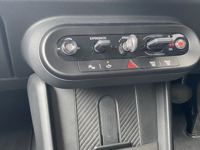 BMW MINI COOPER 5DOOR 2025 Image 31