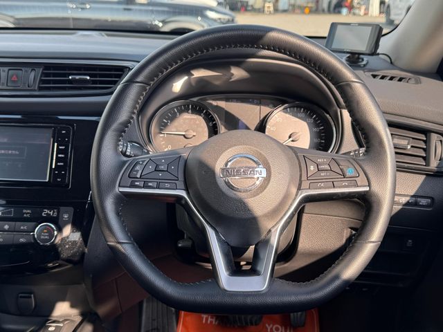 NISSAN X-TRAIL 4WD 2018 Image 31