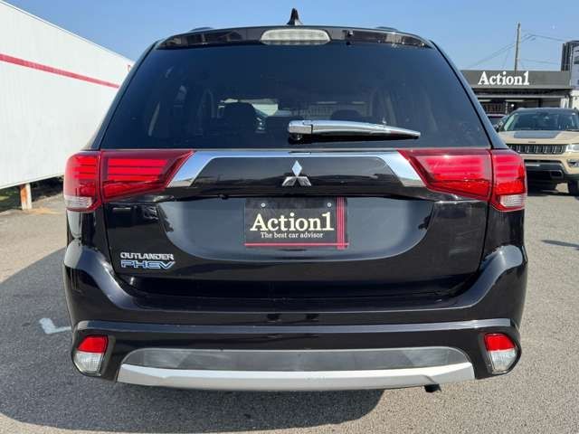 MITSUBISHI OUTLANDER PHEV 2016 Image 31