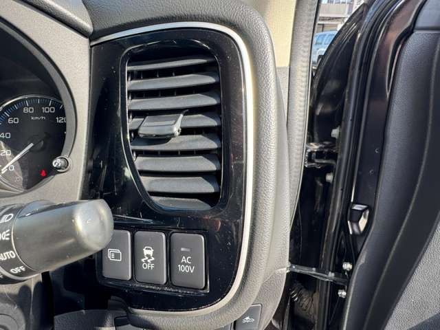 MITSUBISHI OUTLANDER PHEV 2016 Image 31