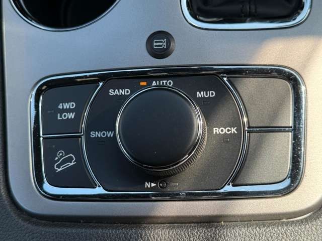 JEEP GRAND CHEROKEE 2021 Image 31