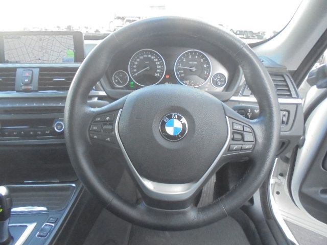 BMW 3SERIES GRAN TUR 2015 Image 31