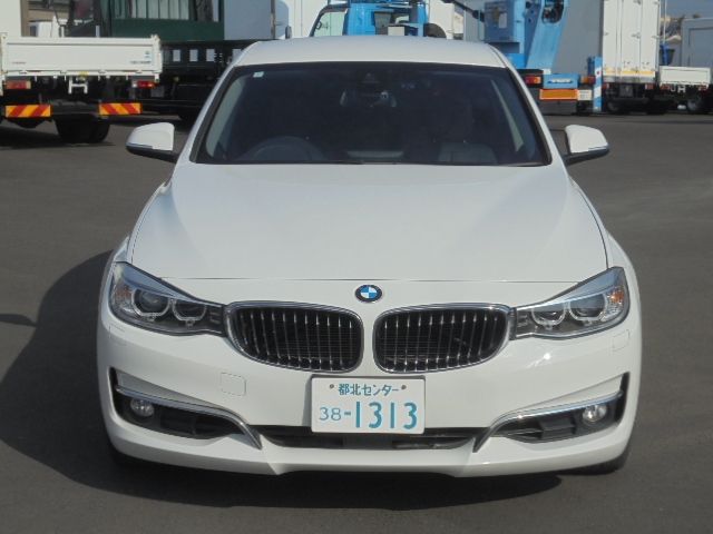 BMW 3SERIES GRAN TUR 2015 Image 31