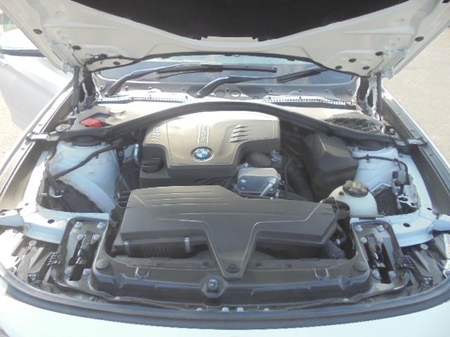 BMW 3SERIES GRAN TUR 2015 Image 31