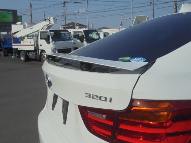 BMW 3SERIES GRAN TUR 2015 Image 31