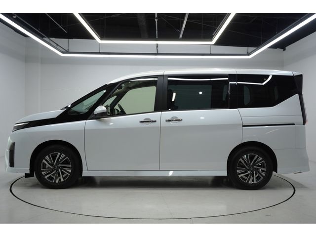 NISSAN SERENA  WG 2024 Image 31