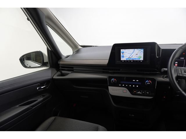 NISSAN SERENA  WG 2024 Image 31