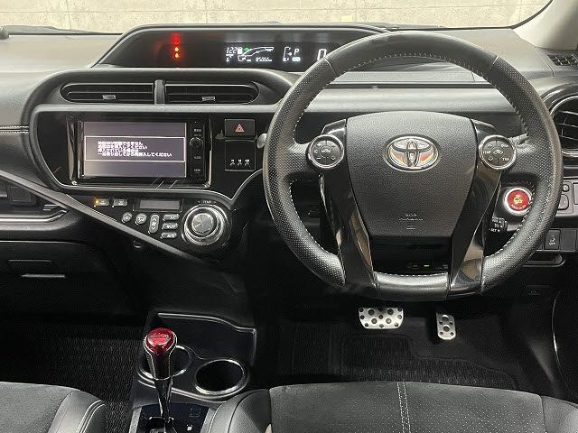 TOYOTA AQUA 2014 Image 31