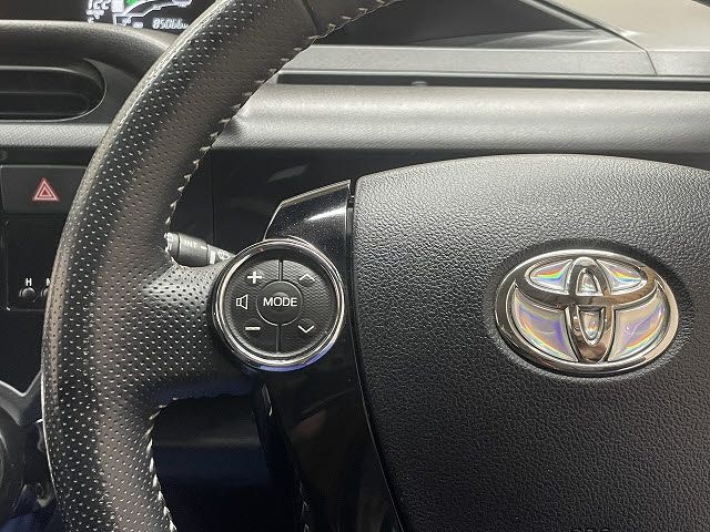 TOYOTA AQUA 2014 Image 31