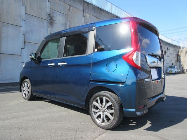TOYOTA ROOMY 2017 Image 31