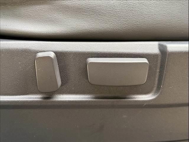 MITSUBISHI OUTLANDER PHEV 2015 Image 31