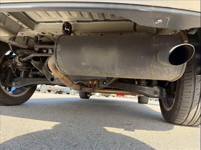 MITSUBISHI OUTLANDER PHEV 2015 Image 31