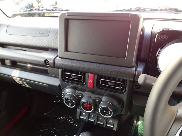 SUZUKI JIMNY NOMADE 2026 Image 31