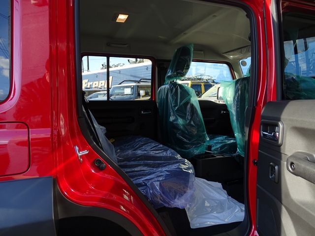 SUZUKI JIMNY NOMADE 2026 Image 31