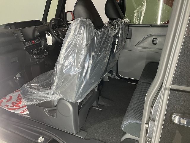 DAIHATSU TANTO CUSTOM 4WD 2025 Image 31