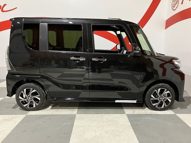 DAIHATSU TANTO CUSTOM 4WD 2025 Image 31