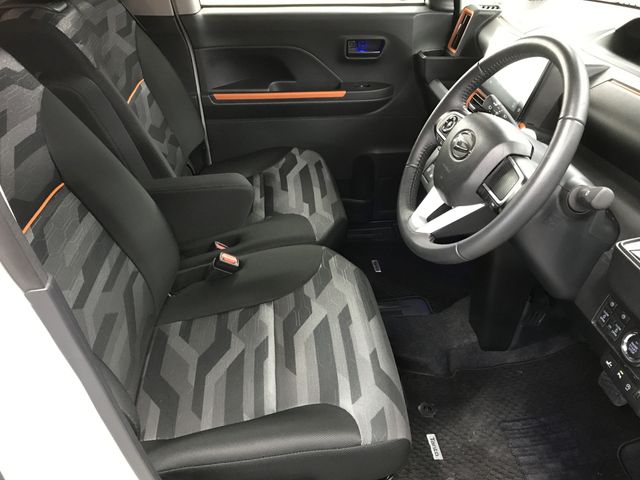 DAIHATSU TANTO FAN CROSS 4WD 2023 Image 31