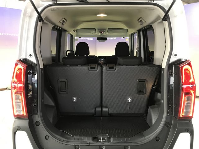 DAIHATSU TANTO FAN CROSS 4WD 2023 Image 31