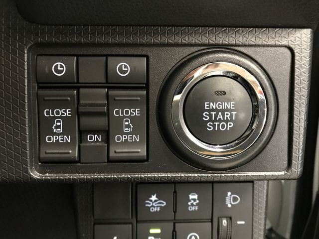 DAIHATSU TANTO FAN CROSS 4WD 2023 Image 31