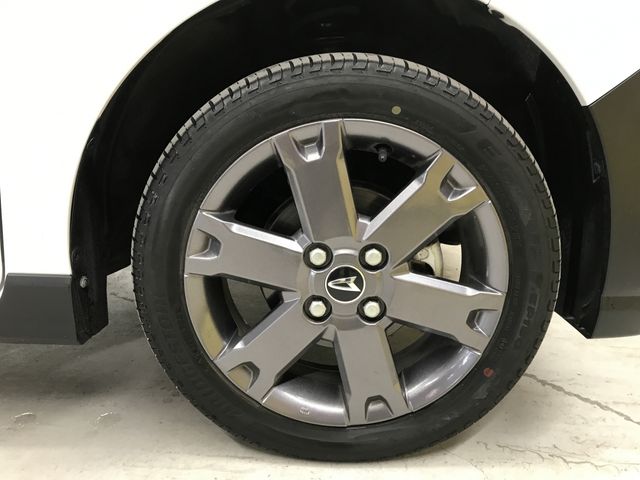 DAIHATSU TANTO FAN CROSS 4WD 2023 Image 31