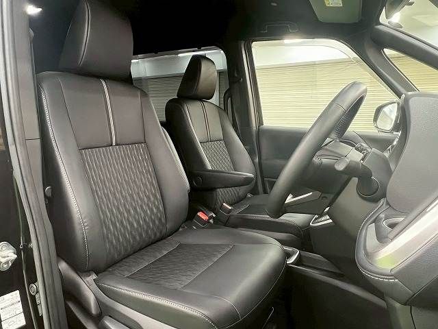 TOYOTA NOAH HYBRID 2023 Image 31