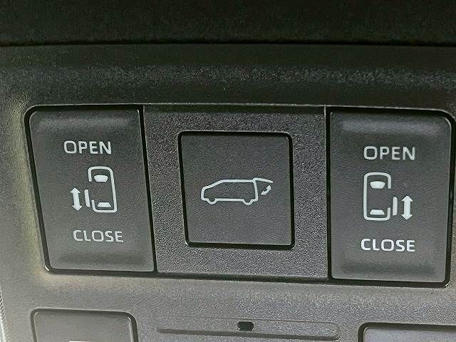 TOYOTA NOAH HYBRID 2023 Image 31