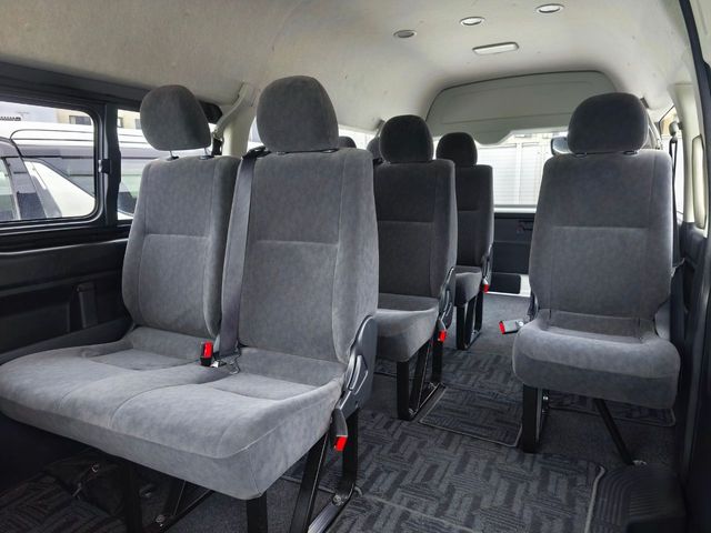 TOYOTA HIACE WAGON 2018 Image 31