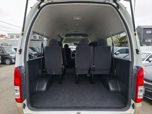 TOYOTA HIACE WAGON 2018 Image 31