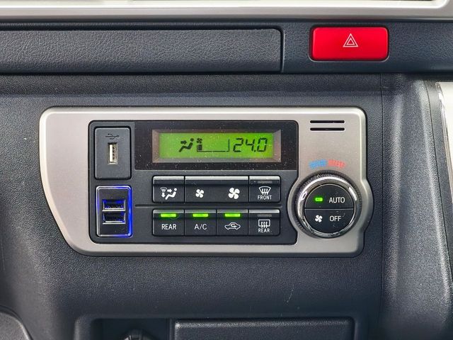 TOYOTA HIACE WAGON 2018 Image 31