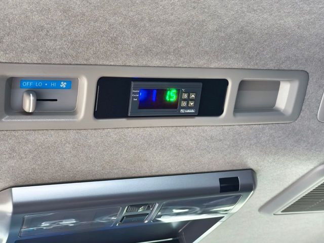 TOYOTA HIACE WAGON 2018 Image 31