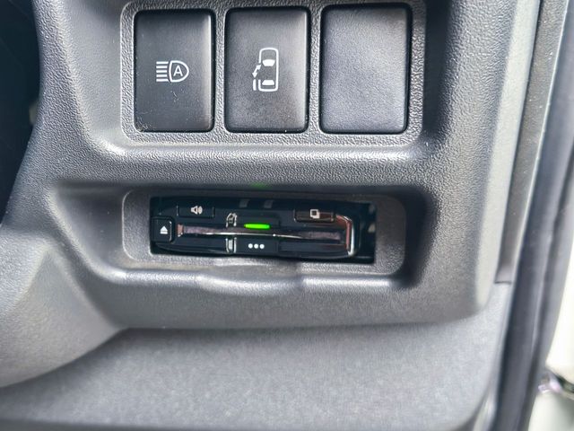 TOYOTA HIACE WAGON 2018 Image 31