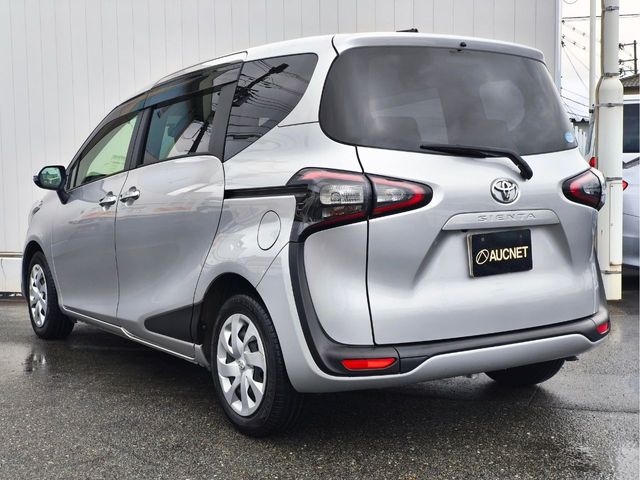TOYOTA SIENTA 2015 Image 31