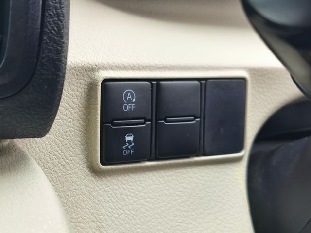 TOYOTA SIENTA 2015 Image 31