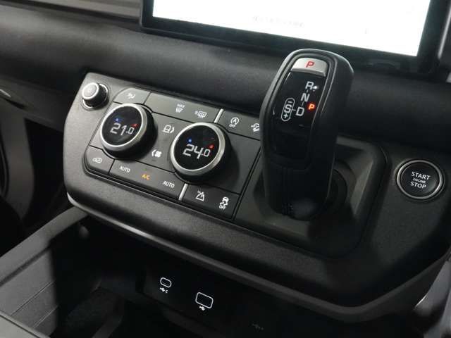 ROVER DEFENDER 2023 Image 31