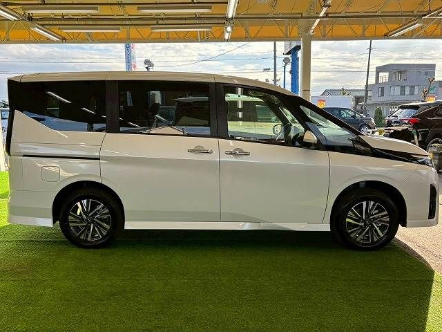NISSAN SERENA  WG 4WD 2025 Image 31