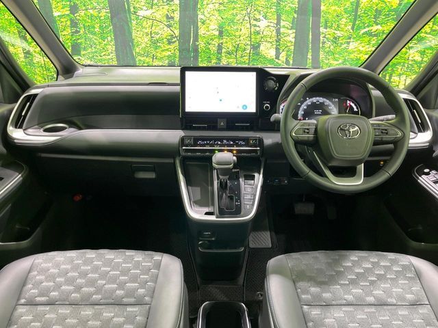 TOYOTA VOXY 4WD 2025 Image 31