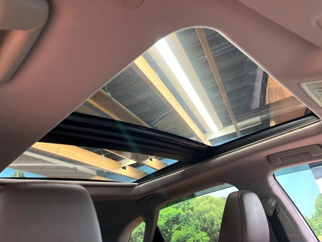 TOYOTA LEXUS RX450H 2WD 2019 Image 31