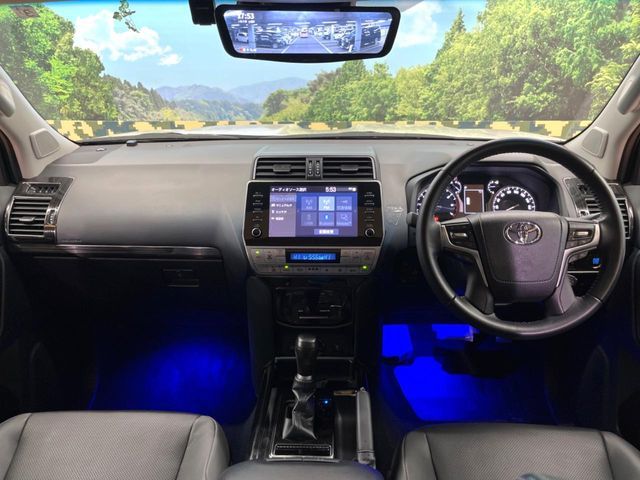 TOYOTA LANDCRUISER PRADO 2023 Image 31