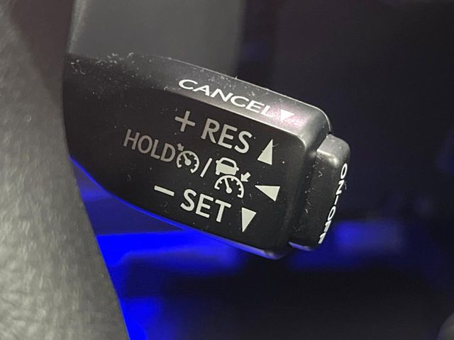 TOYOTA LANDCRUISER PRADO 2023 Image 31