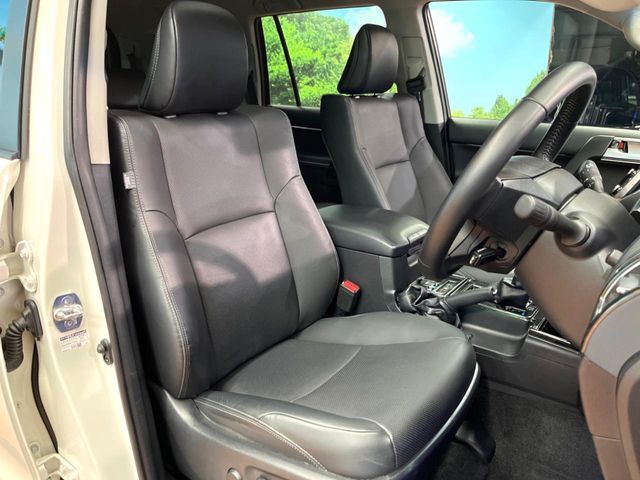 TOYOTA LANDCRUISER PRADO 2023 Image 31