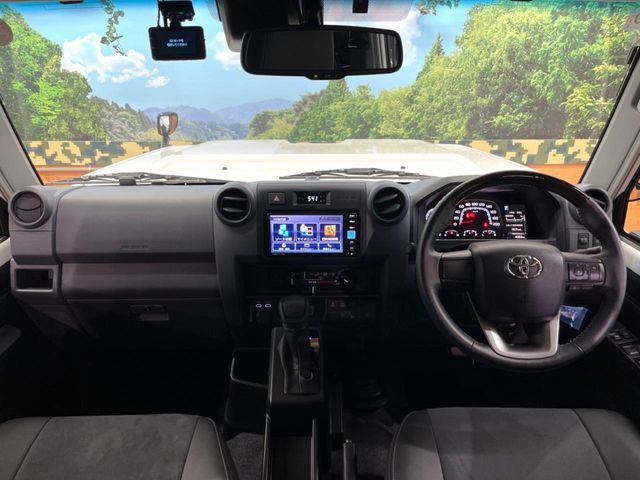 TOYOTA LANDCRUISER 70 2024 Image 31