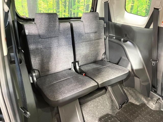 TOYOTA SIENTA HYBRID 2023 Image 31