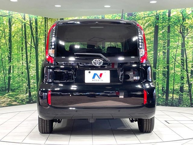 TOYOTA SIENTA HYBRID 2023 Image 31