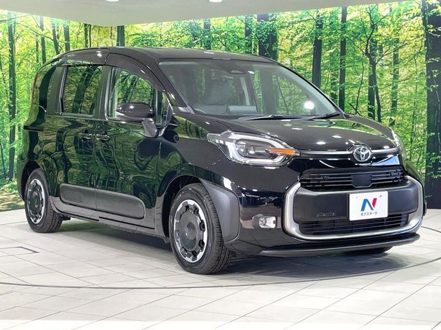 TOYOTA SIENTA HYBRID 2023 Image 31