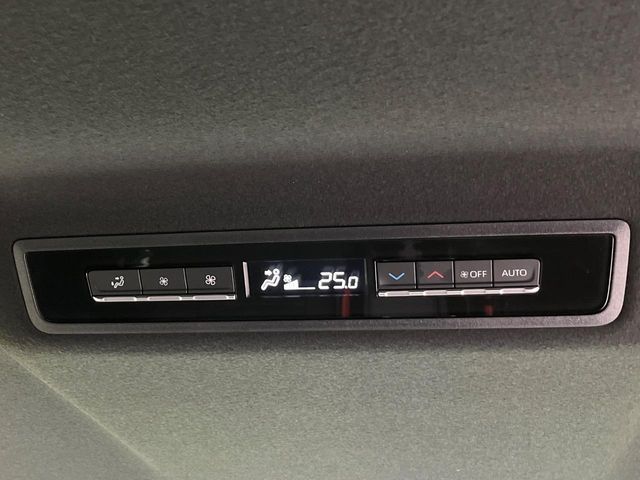 TOYOTA VOXY HYBRID 2025 Image 31