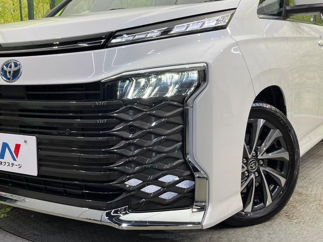 TOYOTA VOXY HYBRID 2025 Image 31