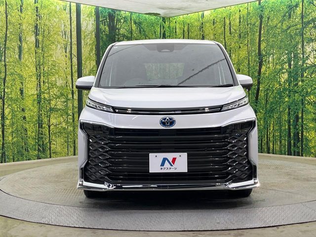 TOYOTA VOXY HYBRID 2025 Image 31