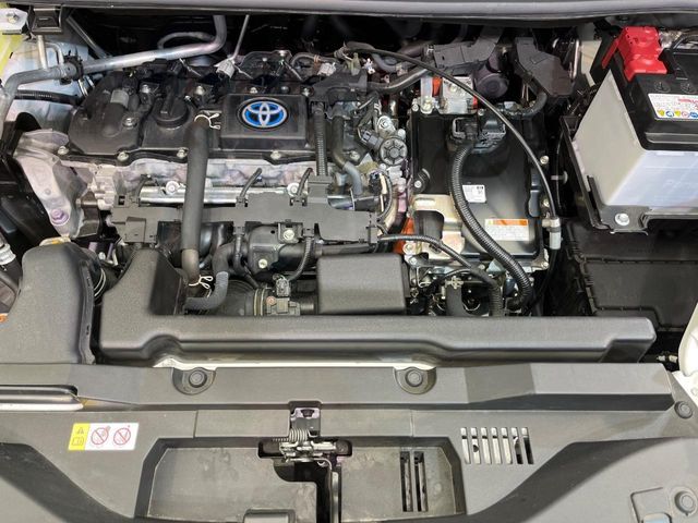 TOYOTA VOXY HYBRID 2025 Image 31